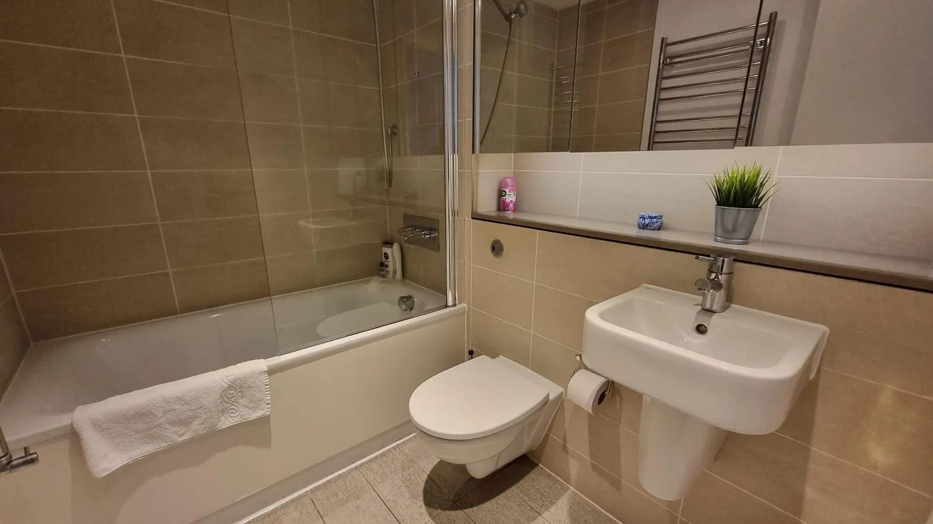 London City Apartments